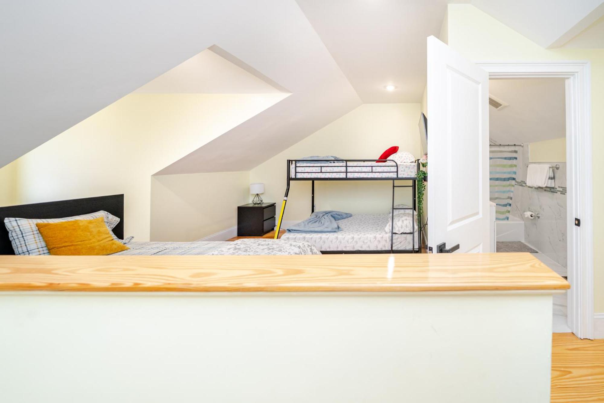 41 - 3Br Quincy - Lovely Townhouse Near Parish Екстериор снимка