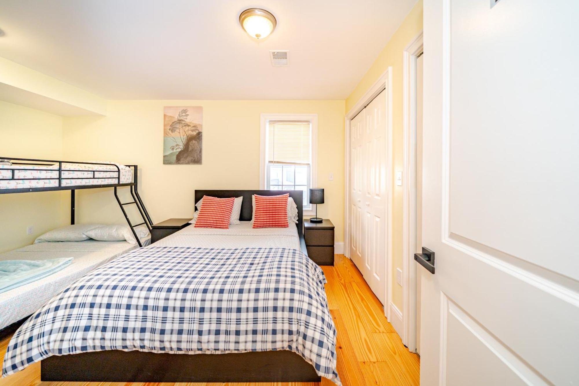 41 - 3Br Quincy - Lovely Townhouse Near Parish Екстериор снимка